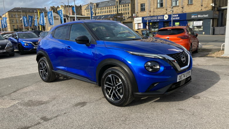 Nissan Juke 1.0 DiG-T N-Connecta 5dr Petrol Hatchback